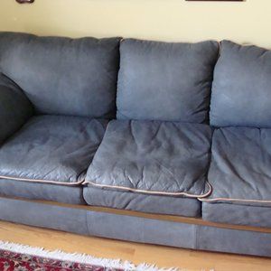 CLUB SOFA / COUCH